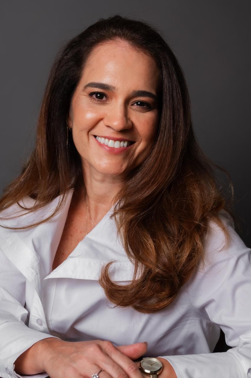 Retrato da Dra. Juliane Florentino